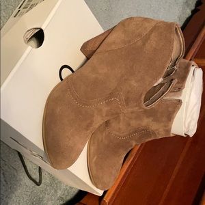 Aldo Joseline booties- great condition